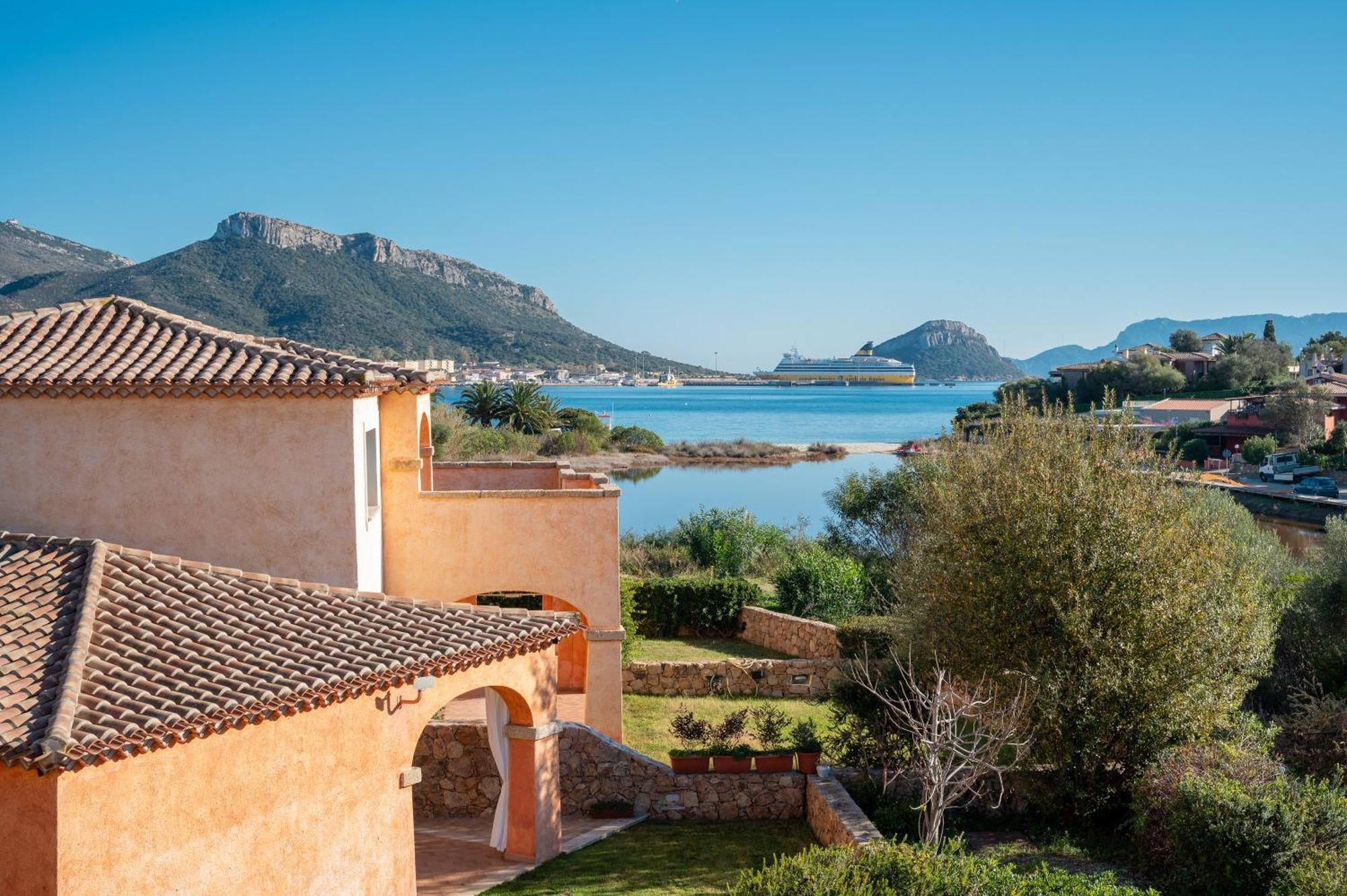 Villaggio Perlacea - Your House In Sardinia Golfo Aranci Exterior photo