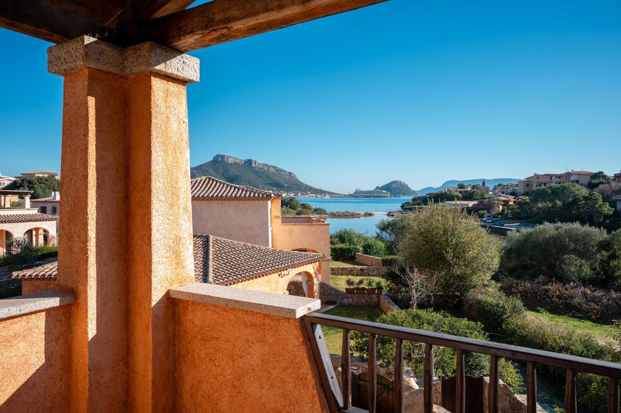 Villaggio Perlacea - Your House In Sardinia Golfo Aranci Exterior photo